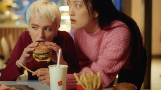 A Mc Donald's food styling commercial shoot by Sander de Ponti