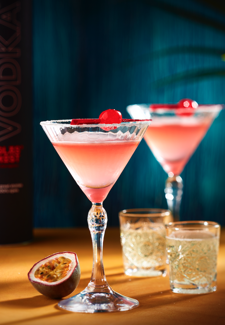 Glasnost liquids and food styling photoshoot by Sander de Ponti and Tobias Reymond Foto/Film