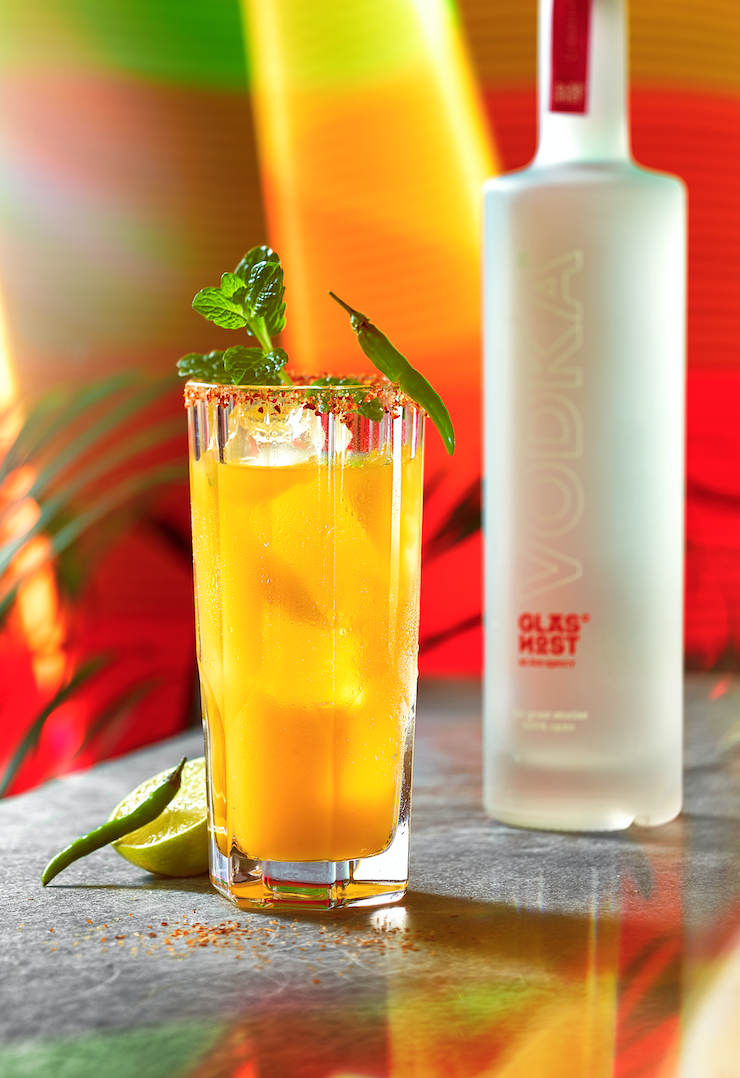 Glasnost liquids and food styling photoshoot by Sander de Ponti and Tobias Reymond Foto/Film