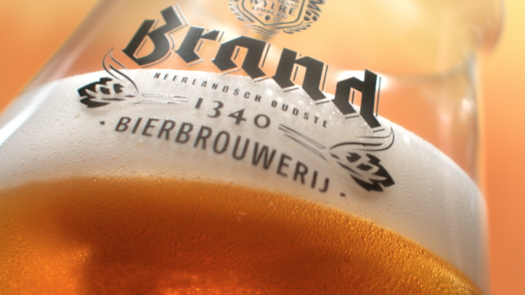 A beer food styling commercial shoot by Sander de Ponti