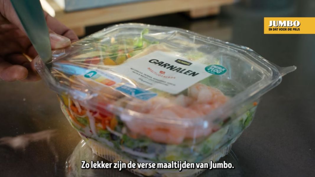 A beer food styling commercial shoot by Sander de Ponti